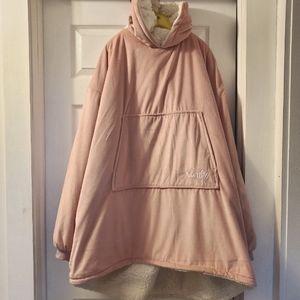 "The Comfy" womens, OS snuggle bag/blanket, pink sherpa lined